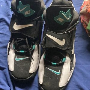 I’ll give you these for lower price 180